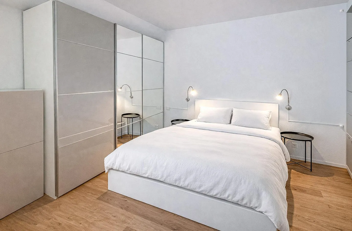 2.5 locali vista lago in residenza con piscina e darsena a Bissone - Photo 4 of 10