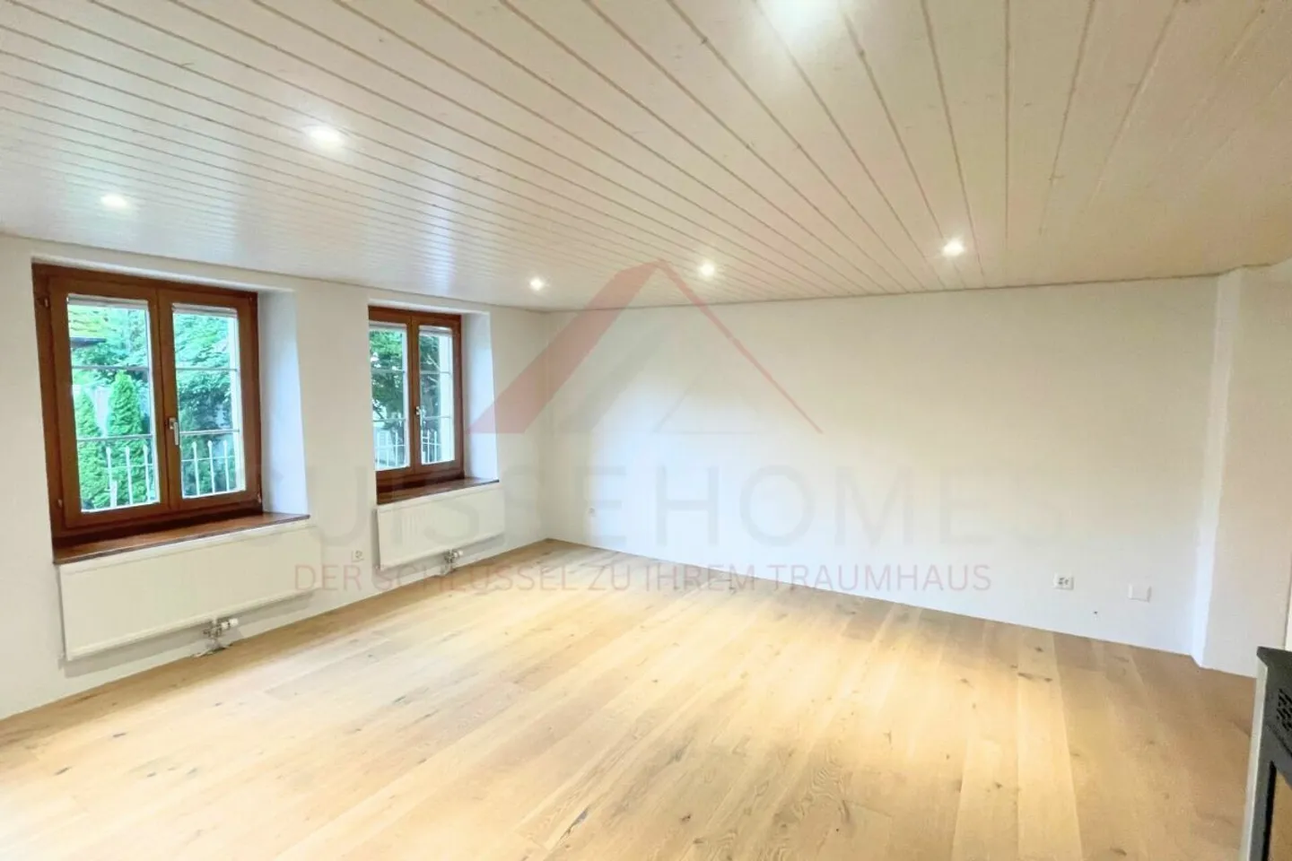 Casa a due generazioni con 14,5 stanze e 1.725 m² di terreno a Grenchen - utilizzo versatile nella zona residenziale W2 - Foto 10 di 20