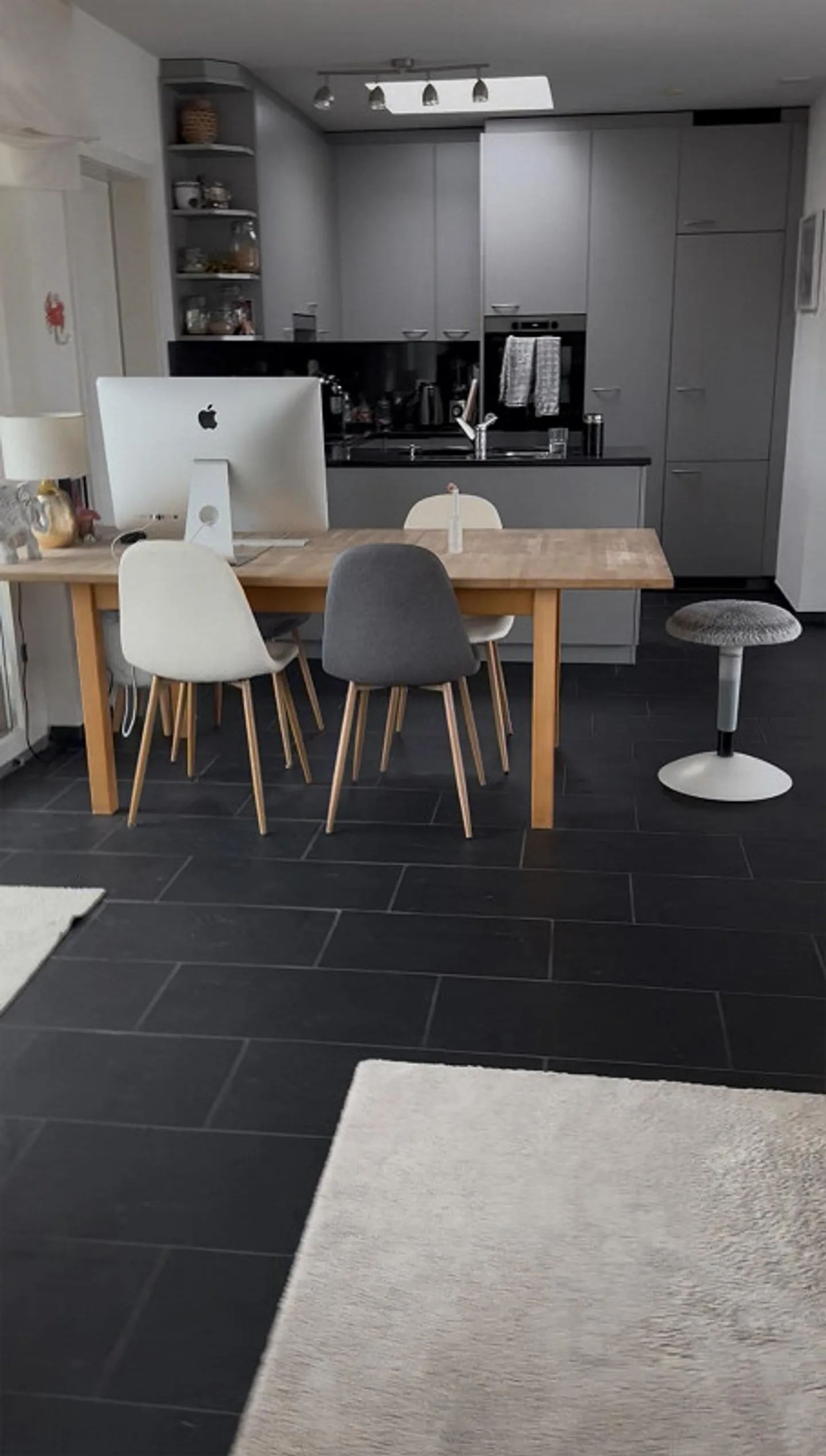 Furnished 3.5-room penthouse apartment - Photo 5 of 12