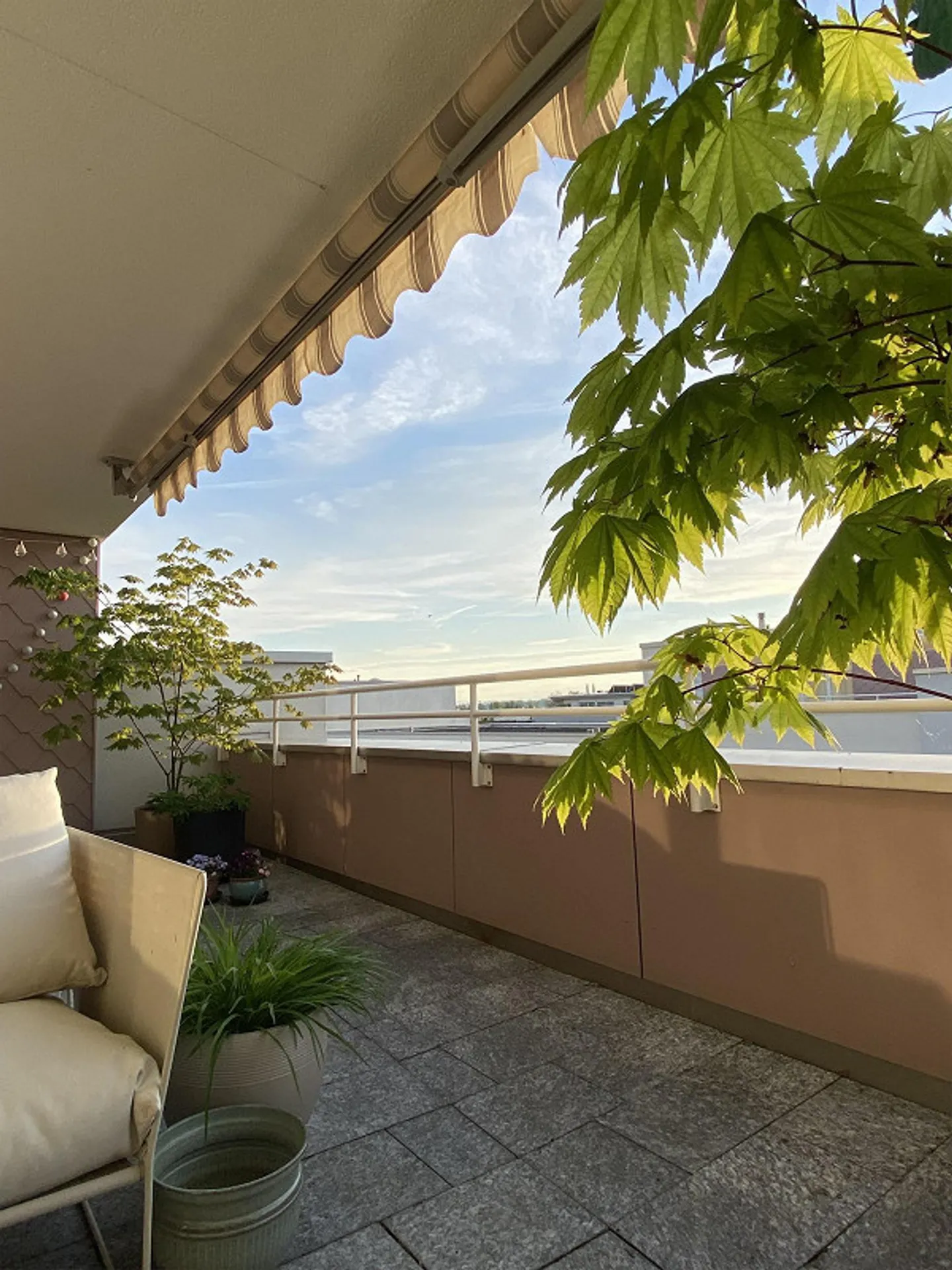 Furnished 3.5-room penthouse apartment - Photo 7 of 12