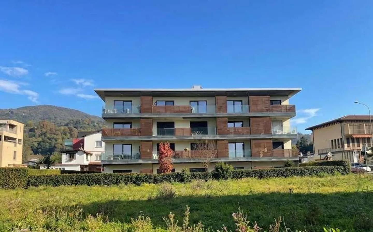 For sale 2.5 rooms for rent in a strategic location, Caslano - Photo 2 of 10