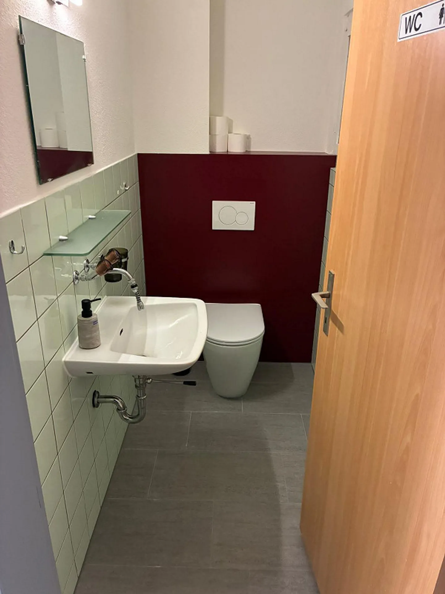 Appartamento 2 1/2 locali - Foto 1 di 13