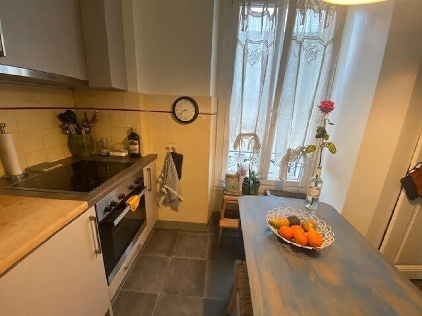 Apartment for rent - Photo 4 of 10