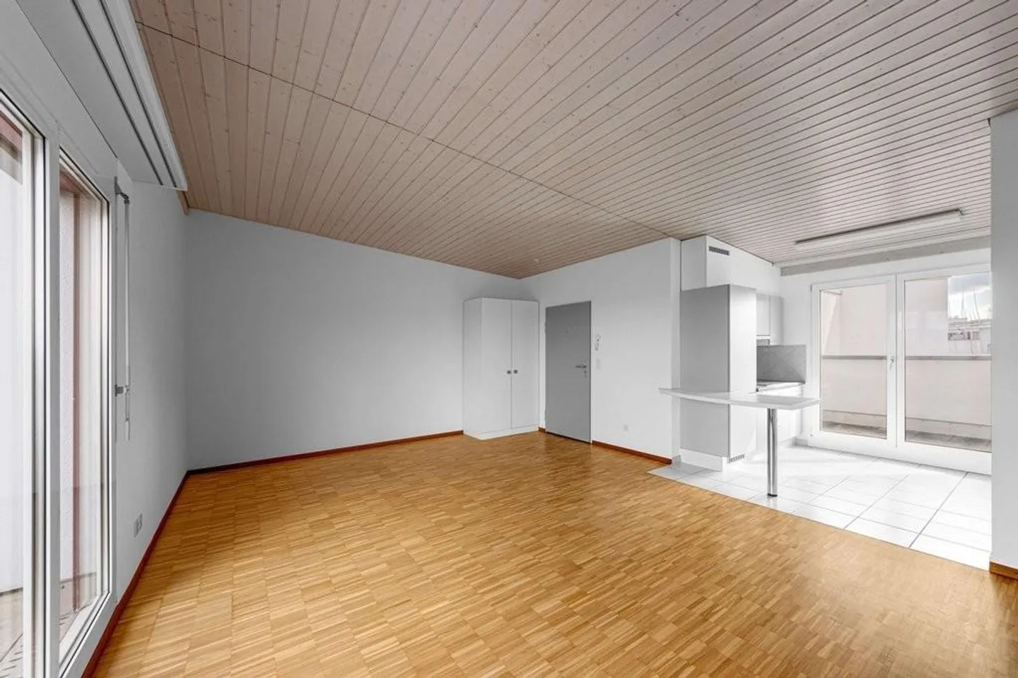 Modernes Apartment mit Grünblick - Foto 5 von 11
