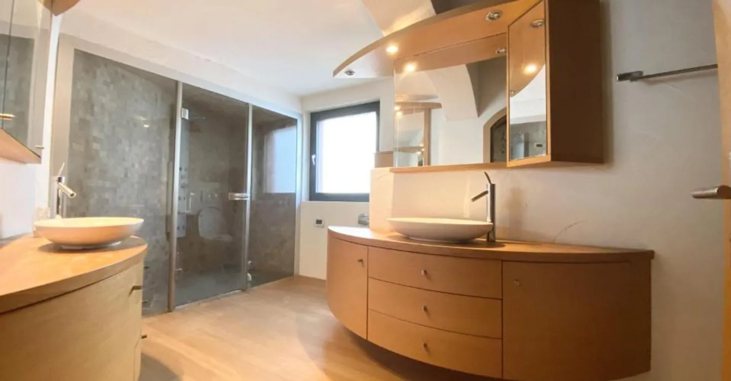 Villa Incantevole con Piscina Interna - Foto 9 di 12