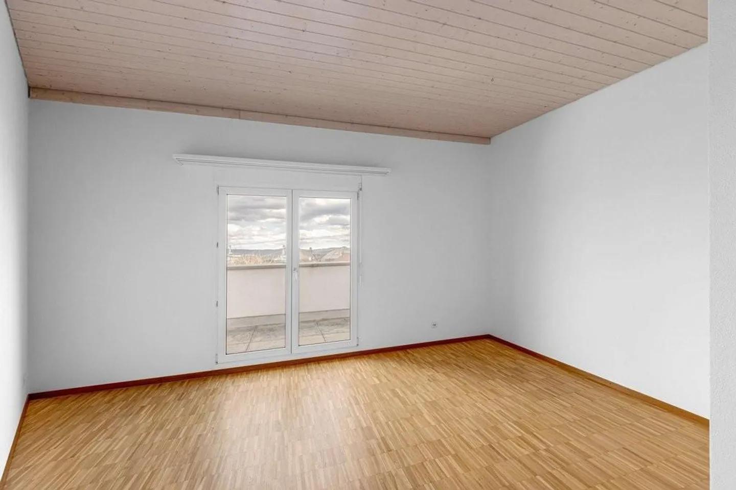 Modernes Apartment mit Grünblick - Foto 6 von 11