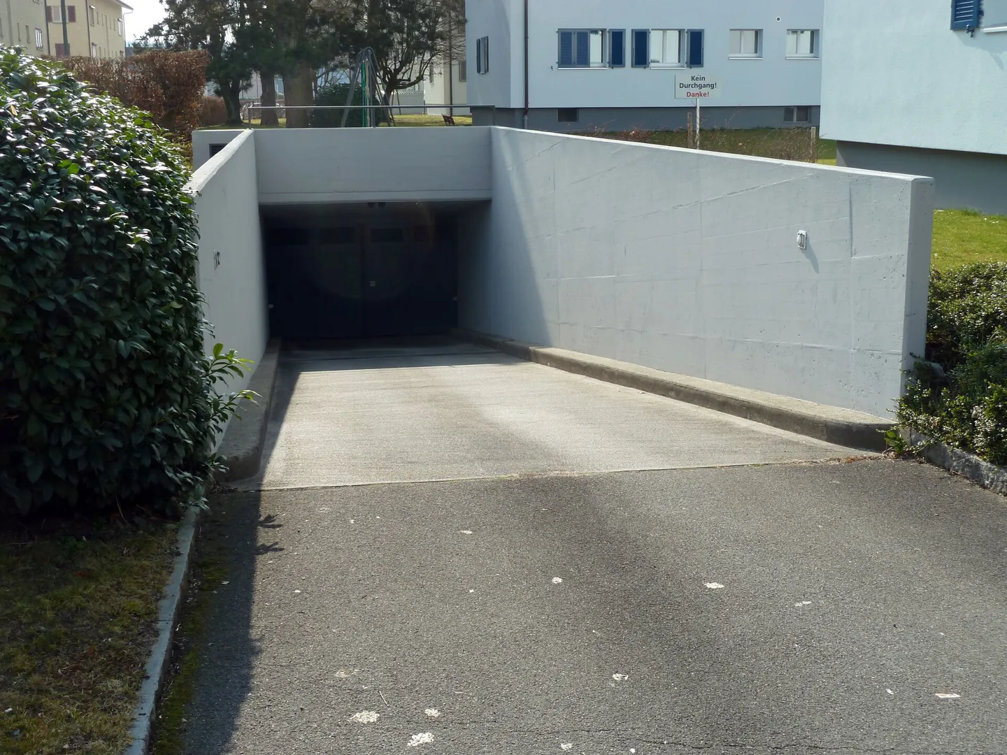 Posto Auto Interrato Vicino all'Ospedale - Foto 3 di 3