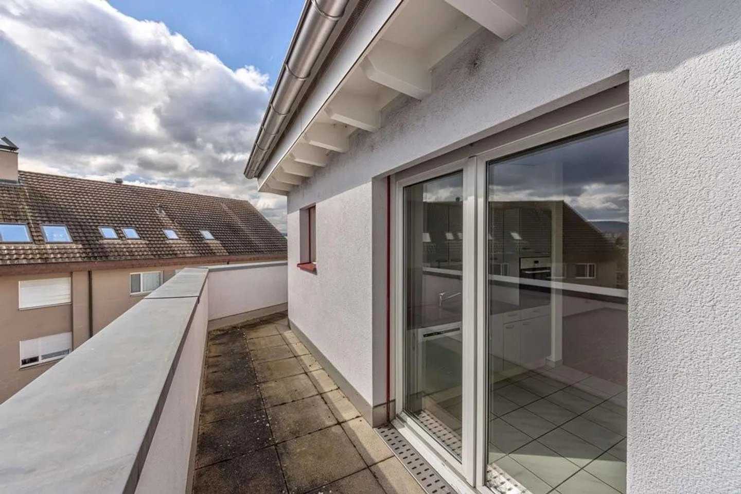 Modernes Apartment mit Grünblick - Foto 8 von 11