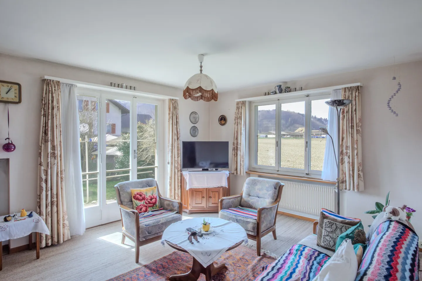 Freistehendes Familienhaus mit Garten - Foto 5 von 12