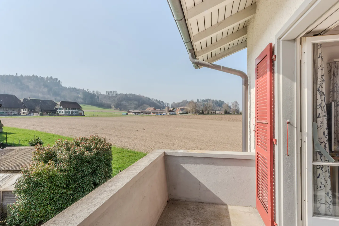 Freistehendes Familienhaus mit Garten - Foto 11 von 12