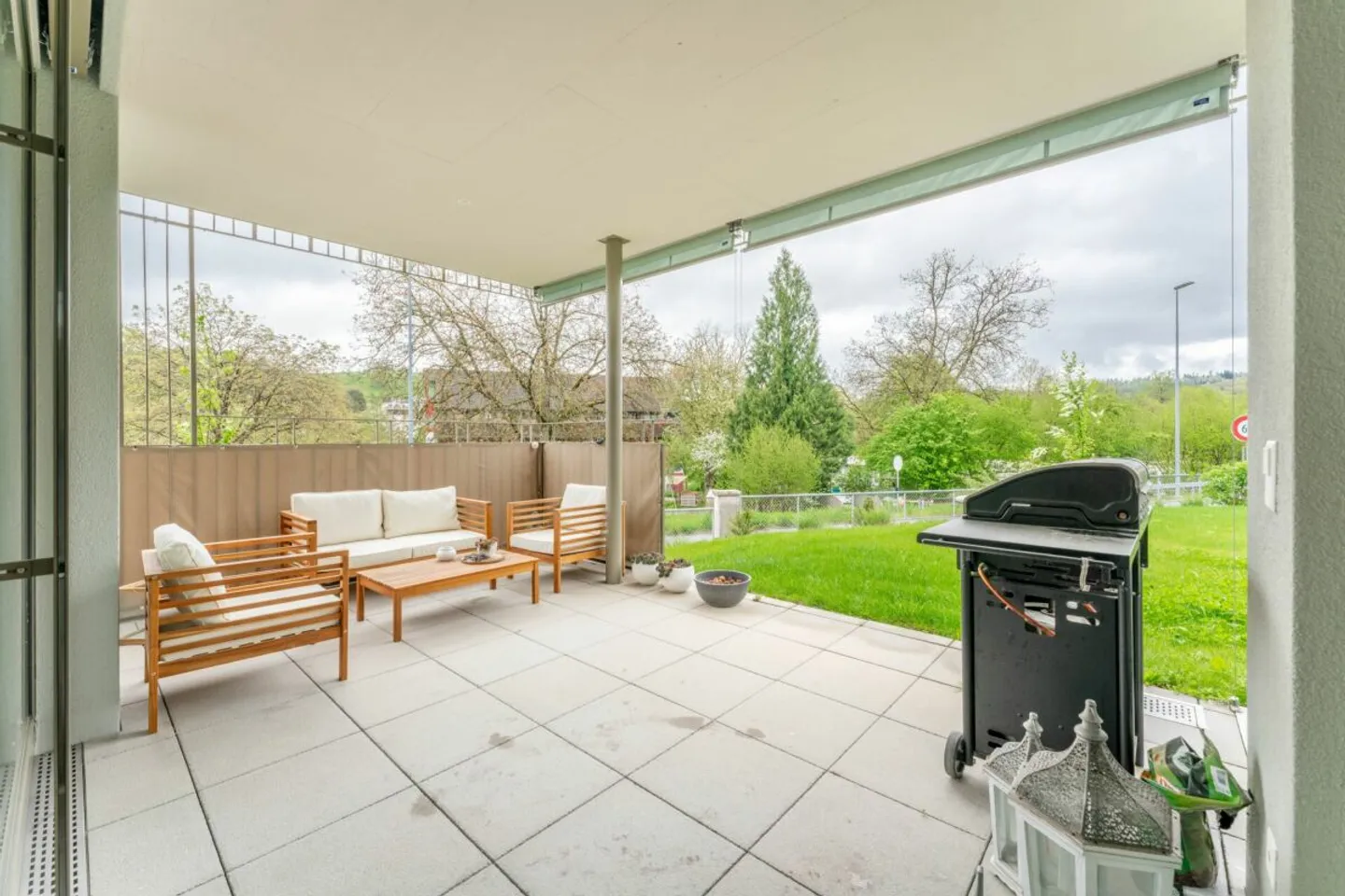 Bellissimo appartamento giardino 4.5 camere con vista castello - Foto 6 di 18