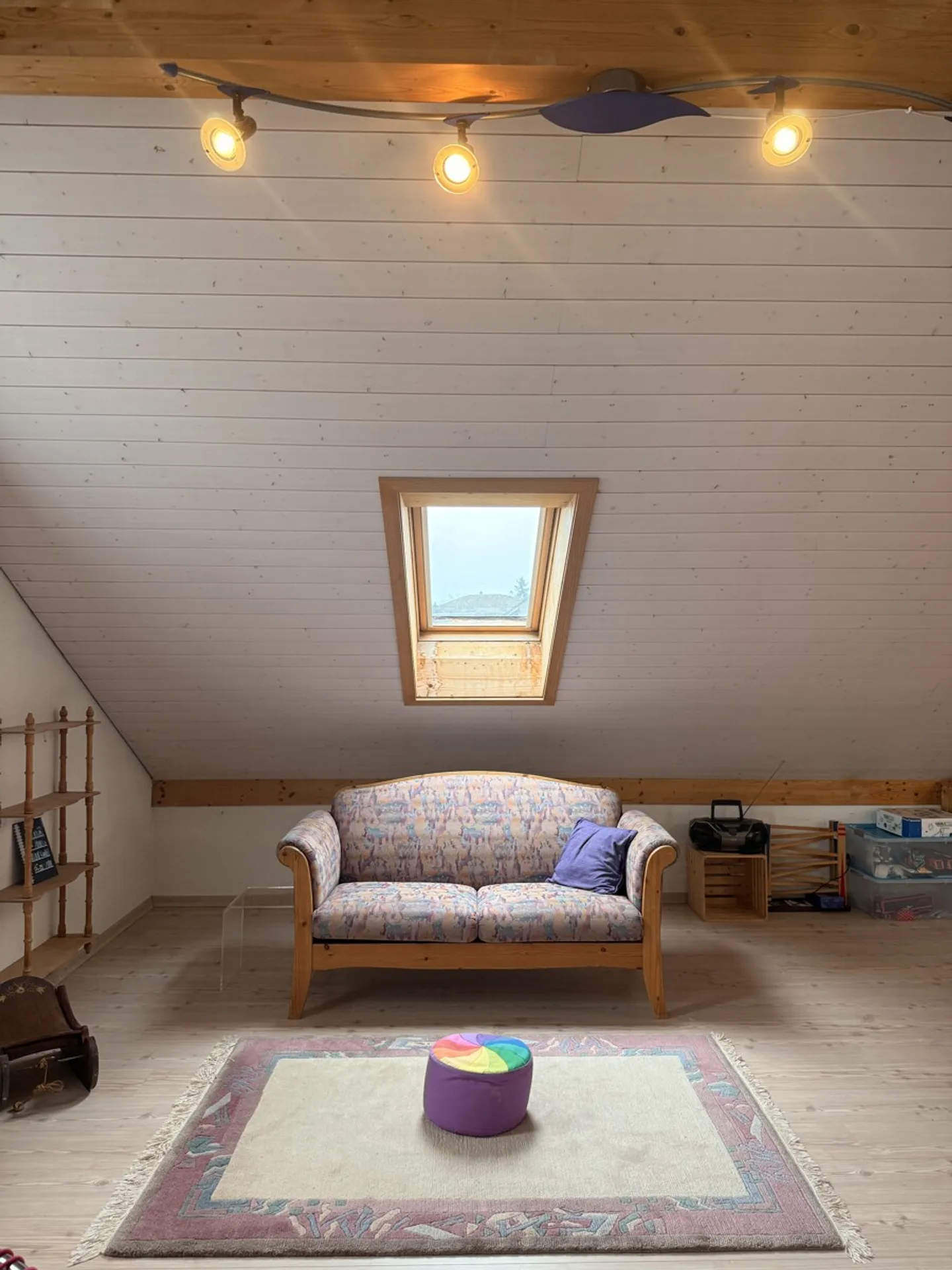 VILLA DOPPIA DI 5,5 STANZE IN UNA POSIZIONE IDILLICA - Foto 16 di 16