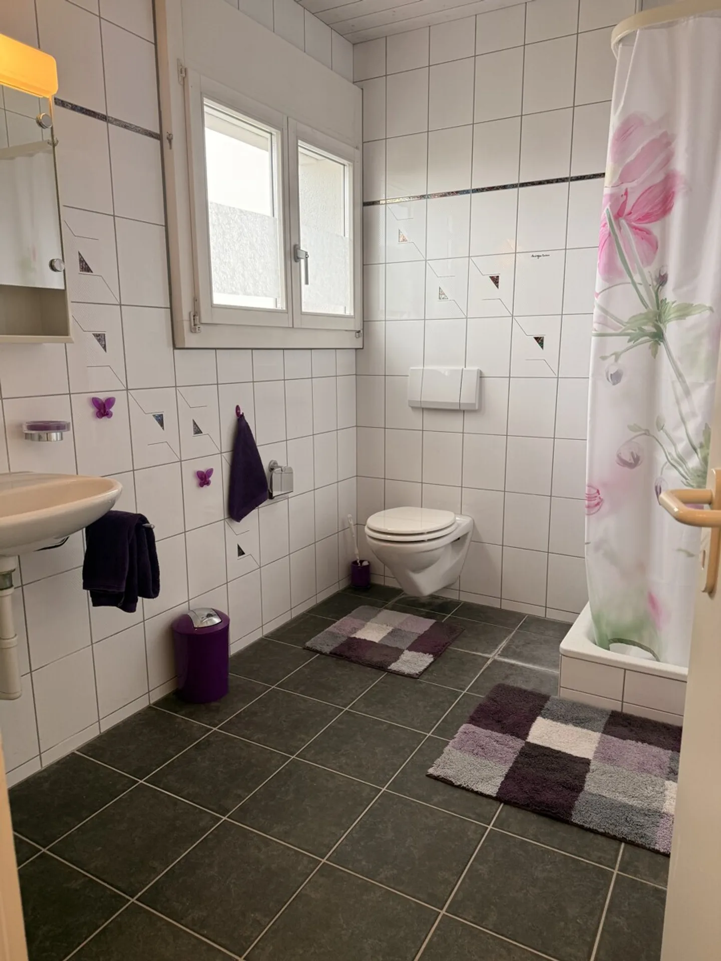 VILLA DOPPIA DI 5,5 STANZE IN UNA POSIZIONE IDILLICA - Foto 14 di 16