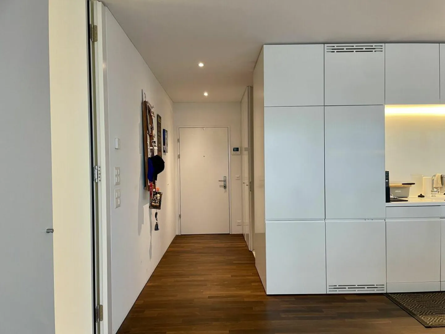 Elegant 2.5-room apartment - Photo 4 of 10