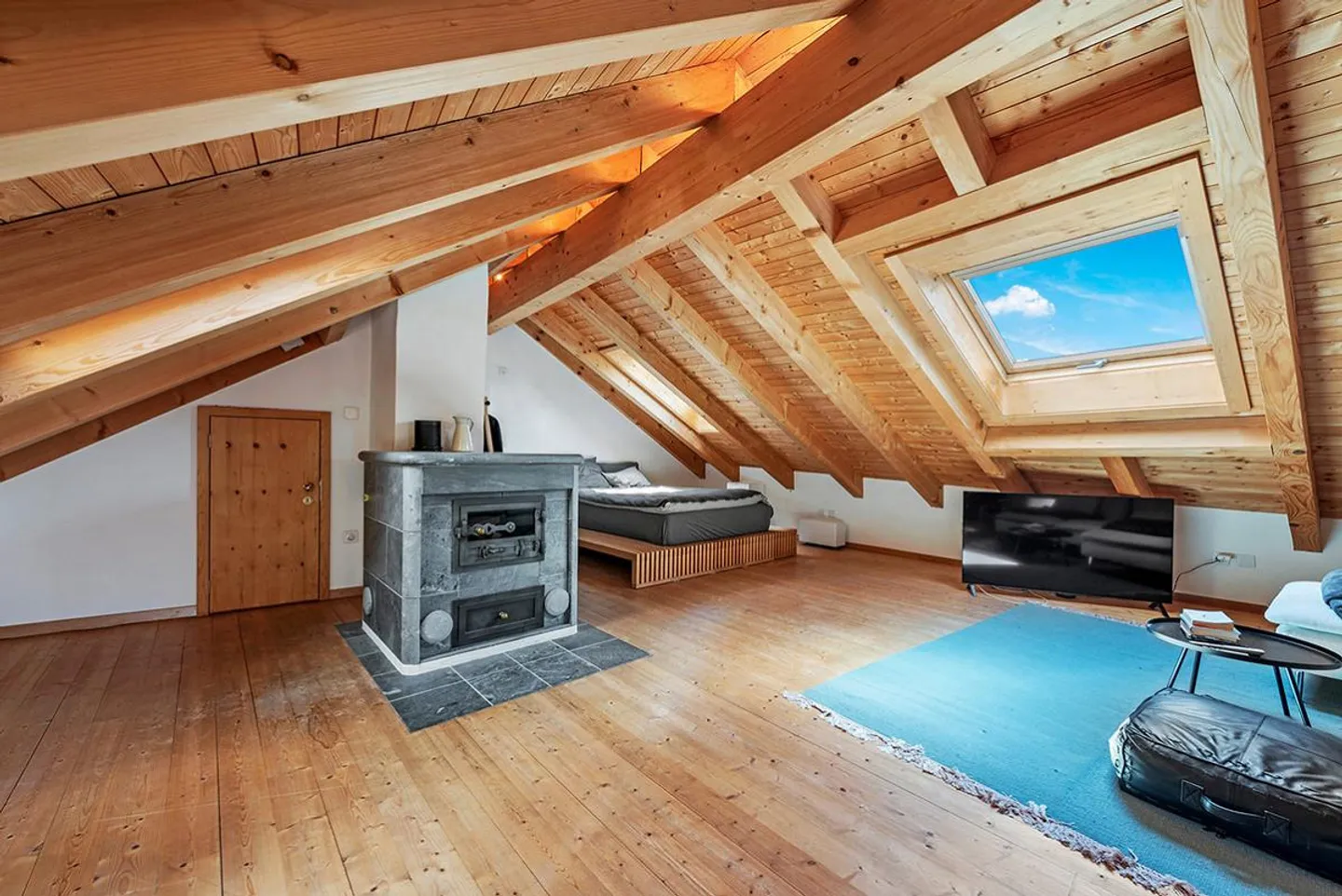 Casa multigenerazionale situata centralmente con storia a Trin-Dorf - Foto 4 di 6