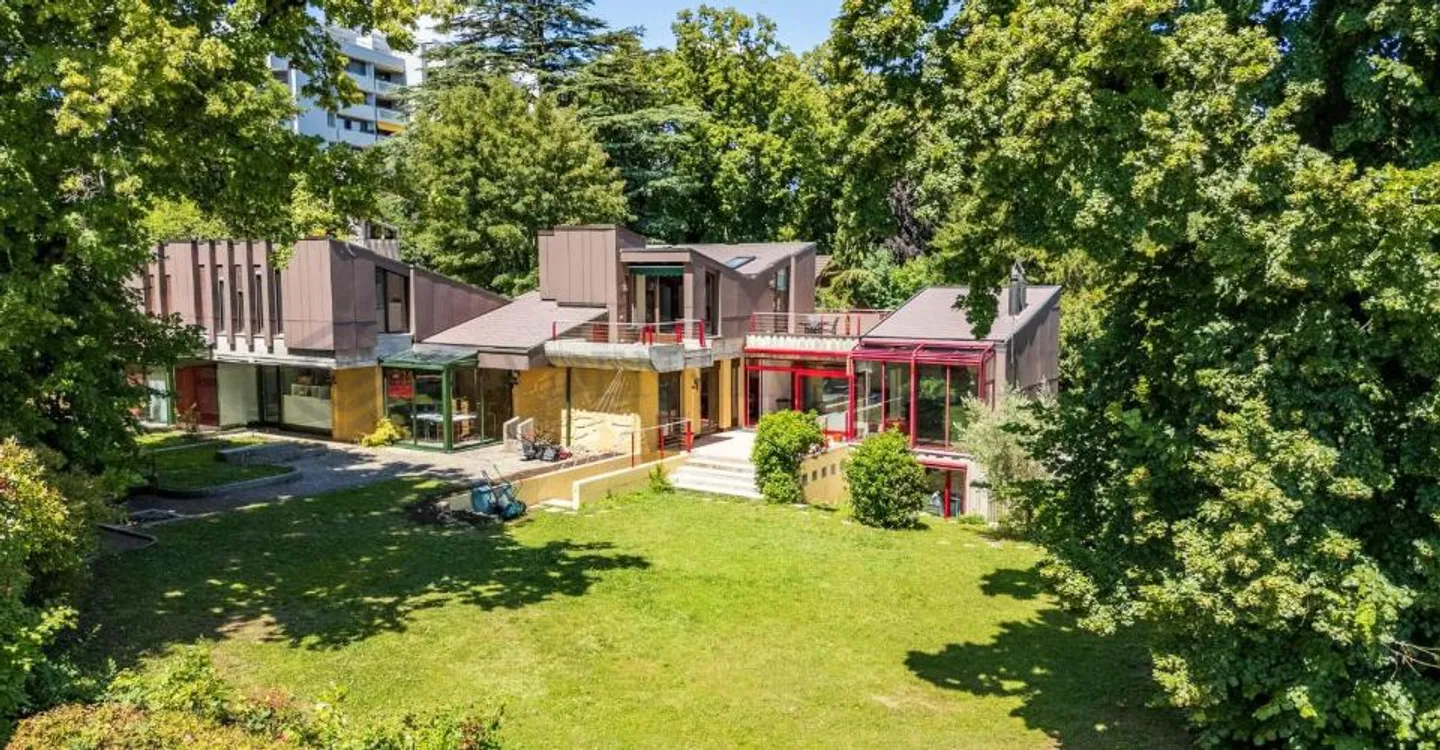 Grande maison avec vue sur le lac - Photo 5 sur 12