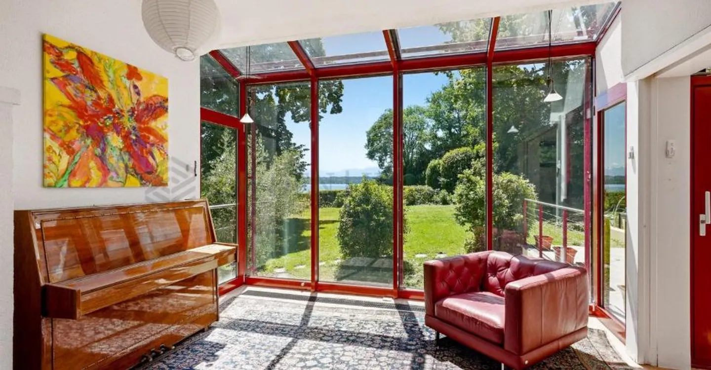 Grande maison avec vue sur le lac - Photo 10 sur 12