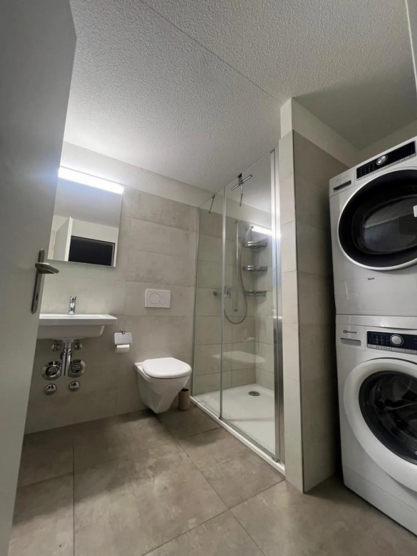 Modern apartment in Elgg - 1 month free living - Photo 4 of 6