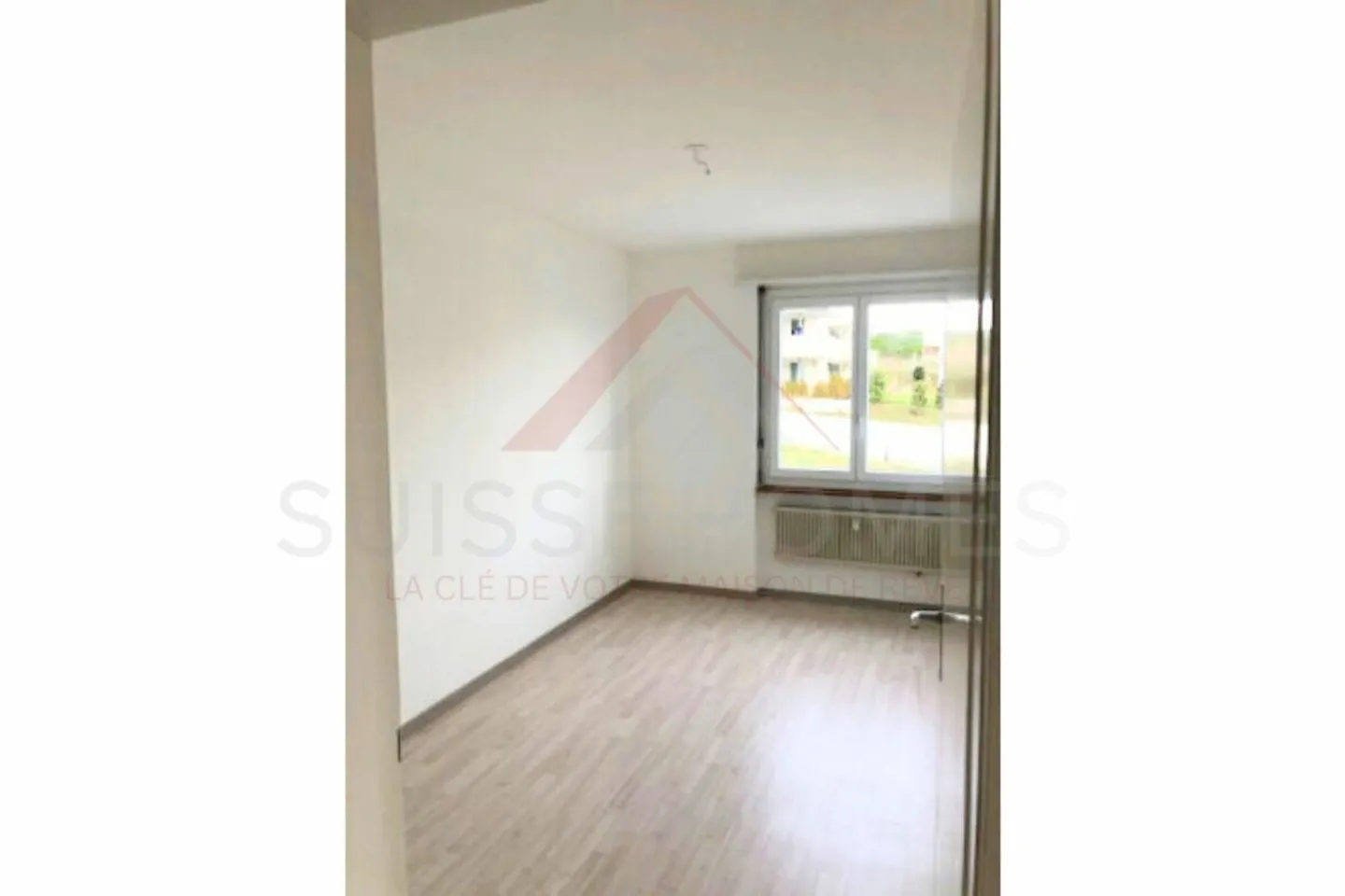 Edificio residenziale di investimento con 6 unità e ufficio separato a 2520 La Neuveville - Foto 8 di 14