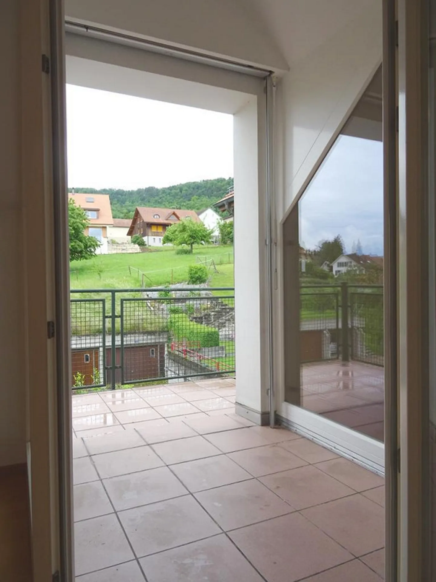 Appartement moderne avec grenier spacieux - Photo 8 sur 10