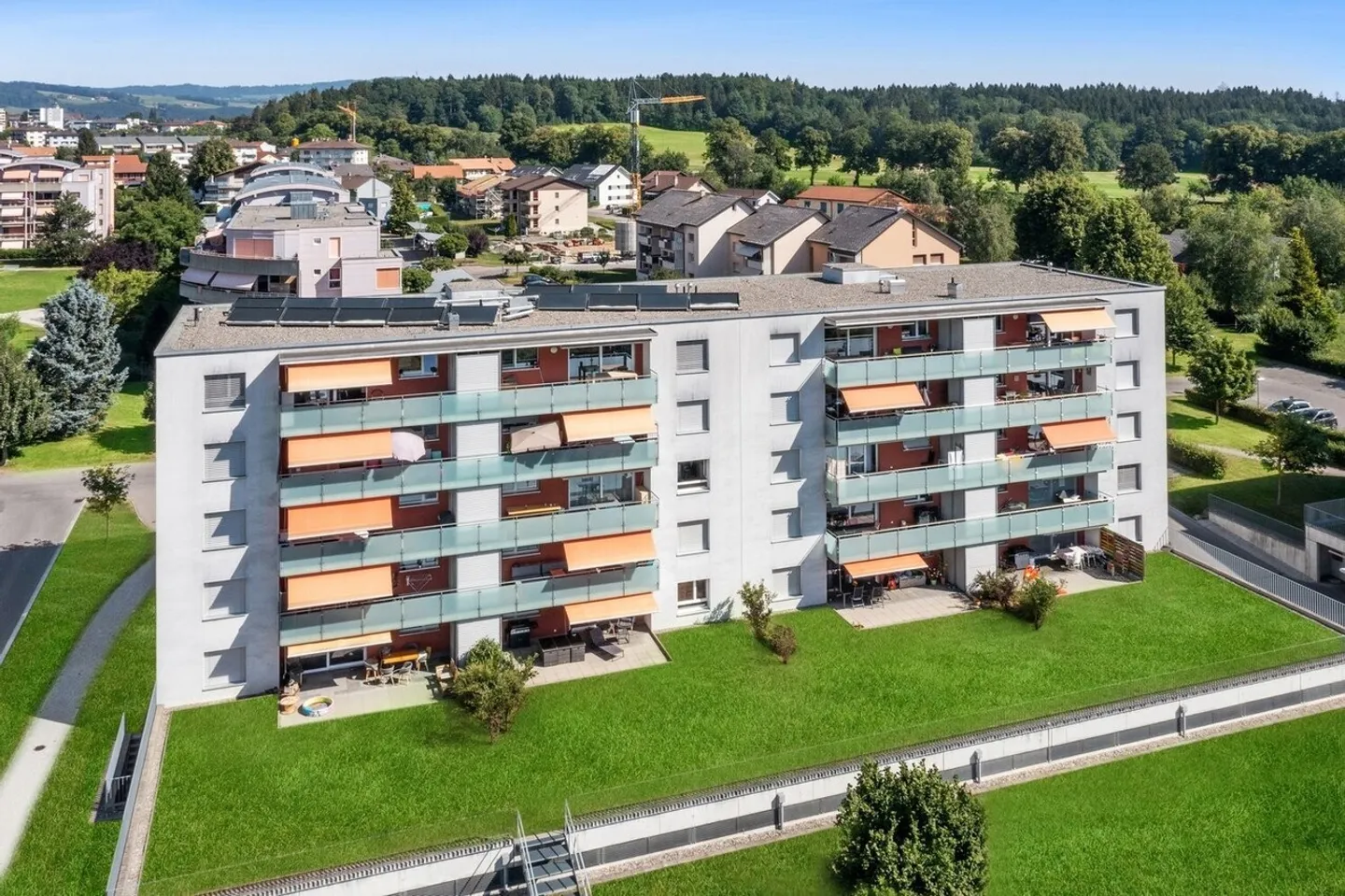 Incantevole appartamento di 3,5 stanze - Foto 1 di 2