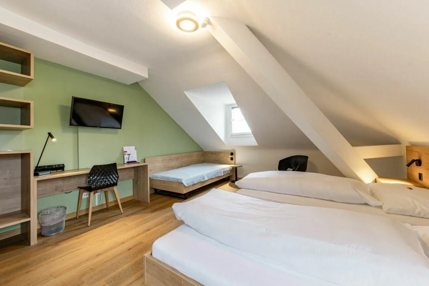 Seelandhotel Weisses Kreuz in the up-and-coming city of Lyss - Photo 12 of 14