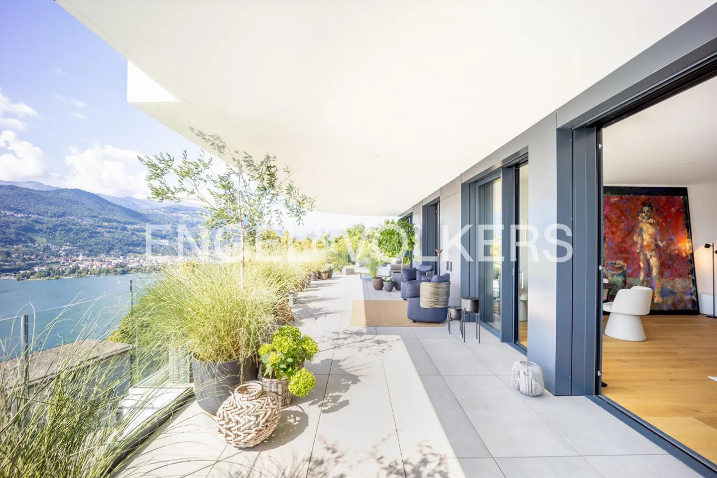 Attico di nuova costruzione con vista mozzafiato sul lago - Foto 1 di 14