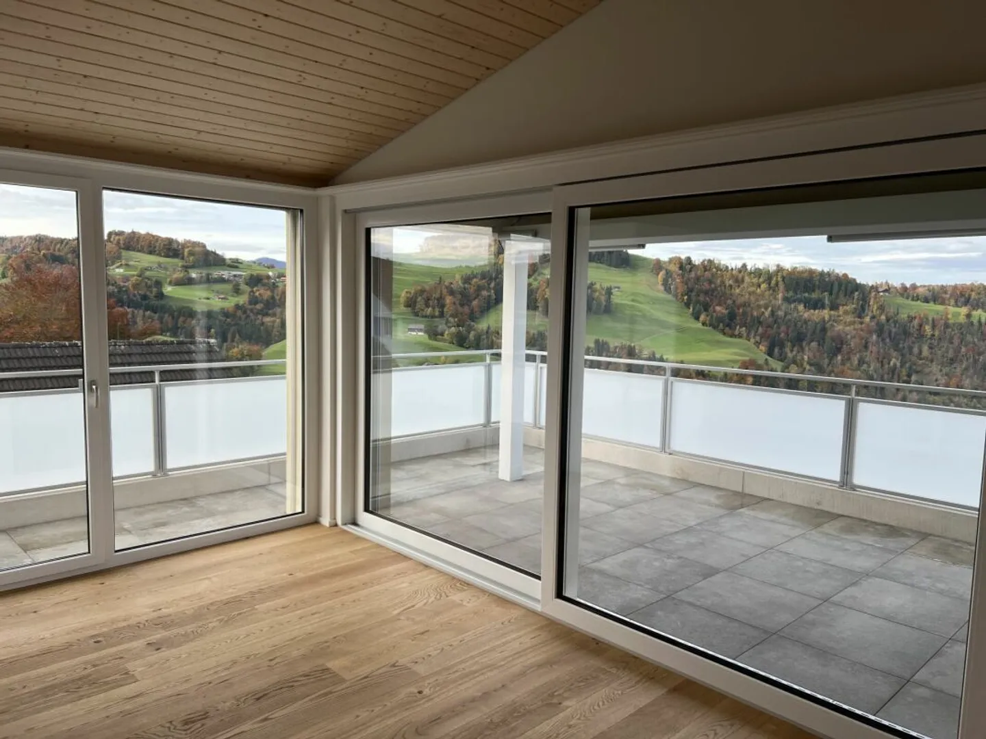 Wg. C 4.1 Appartement en attique avec vue imprenable! - Photo 5 sur 60