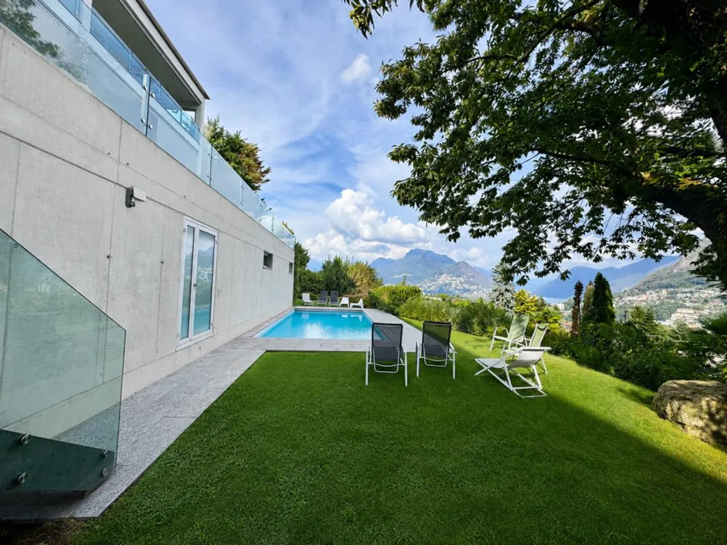 Appartamento Elegante con Vista Lago - Foto 10 di 10