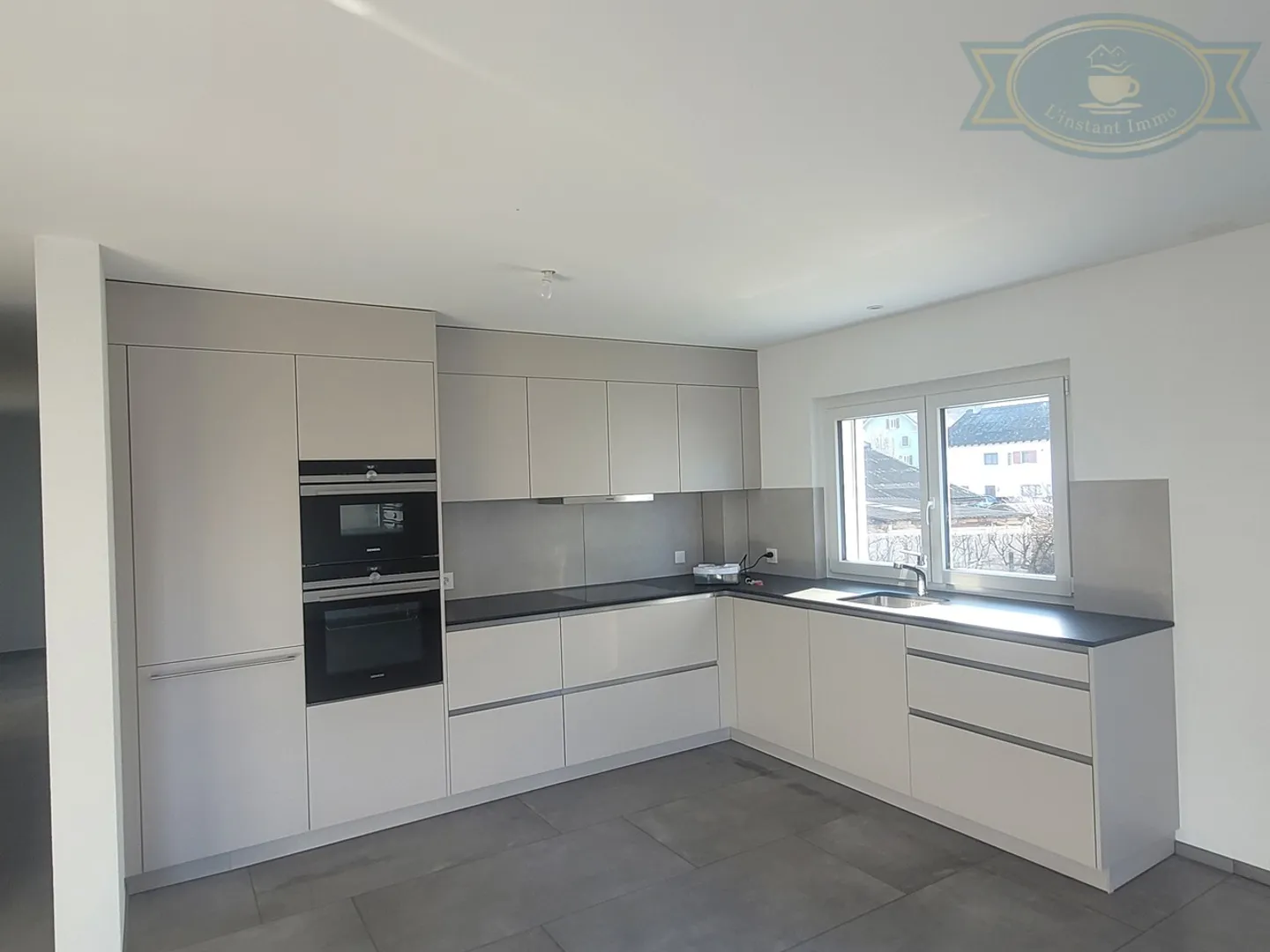Apartment for sale - Photo 3 of 10