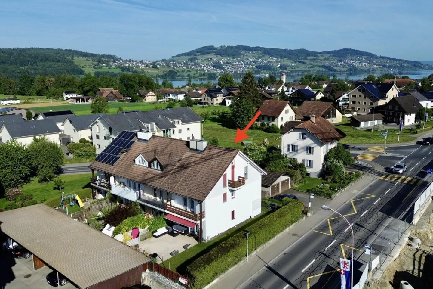 Maison individuelle de coin de 6,5 pièces près du lac - Photo 1 sur 25