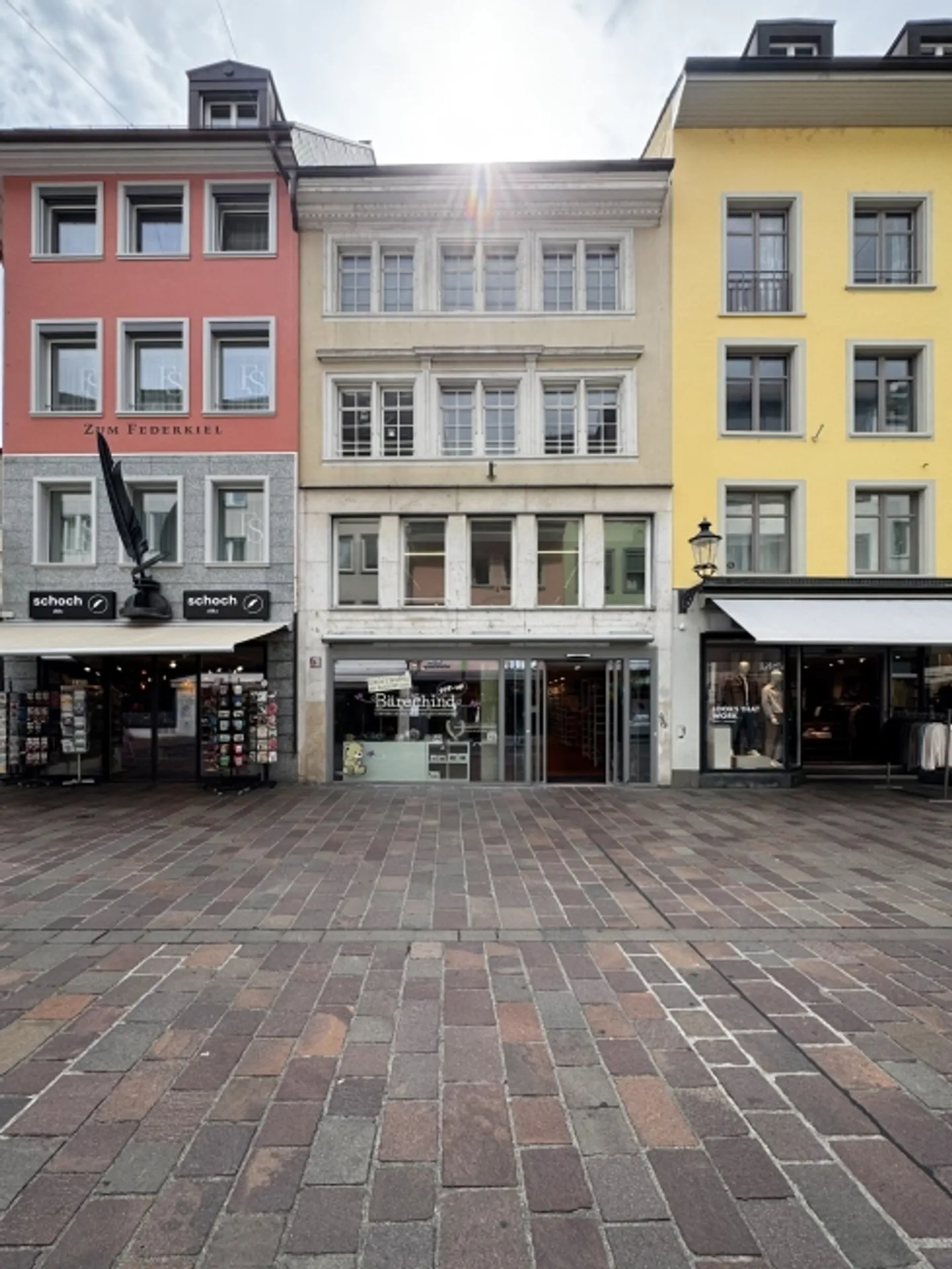 Top retail space in Winterthur's best traffic location - Photo 10 of 10