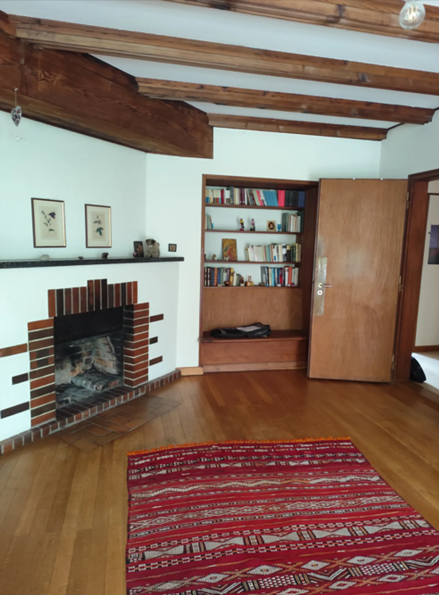 Charmante appartement 2 pièces avec balcon et mansarde - Photo 5 sur 5