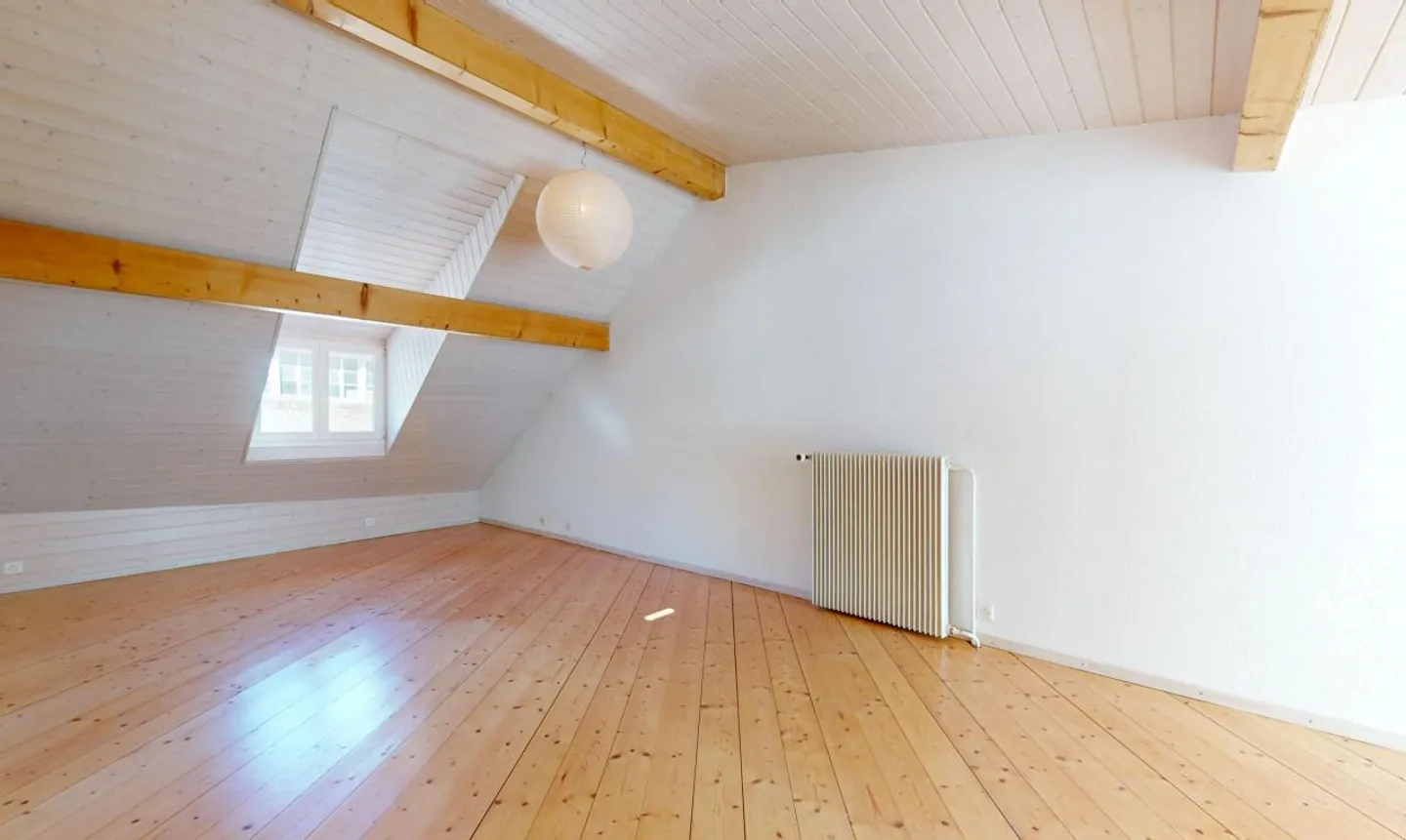Charmantes Gebäude im Herzen von Porrentruy, viel Potenzial! - Foto 4 von 13