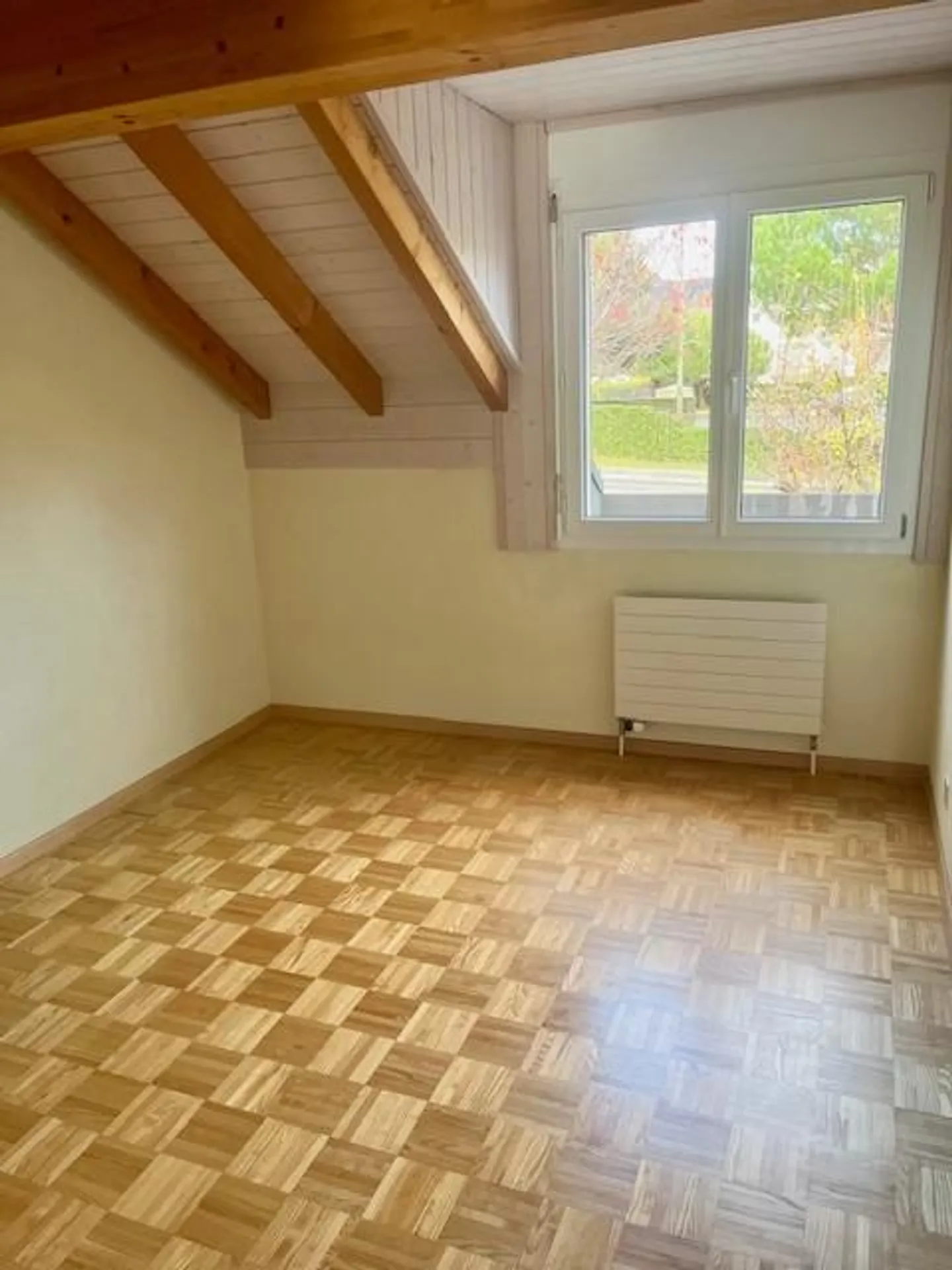 Beautiful semi-detached villa with 5.5 rooms in Rolle - Photo 3 of 4