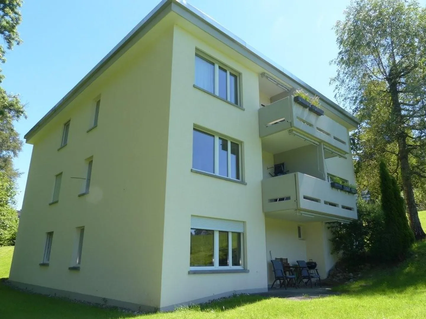 Près de l'université - Beau logement dans un excellent emplacement avec vue sur la verdure - Photo 1 sur 8