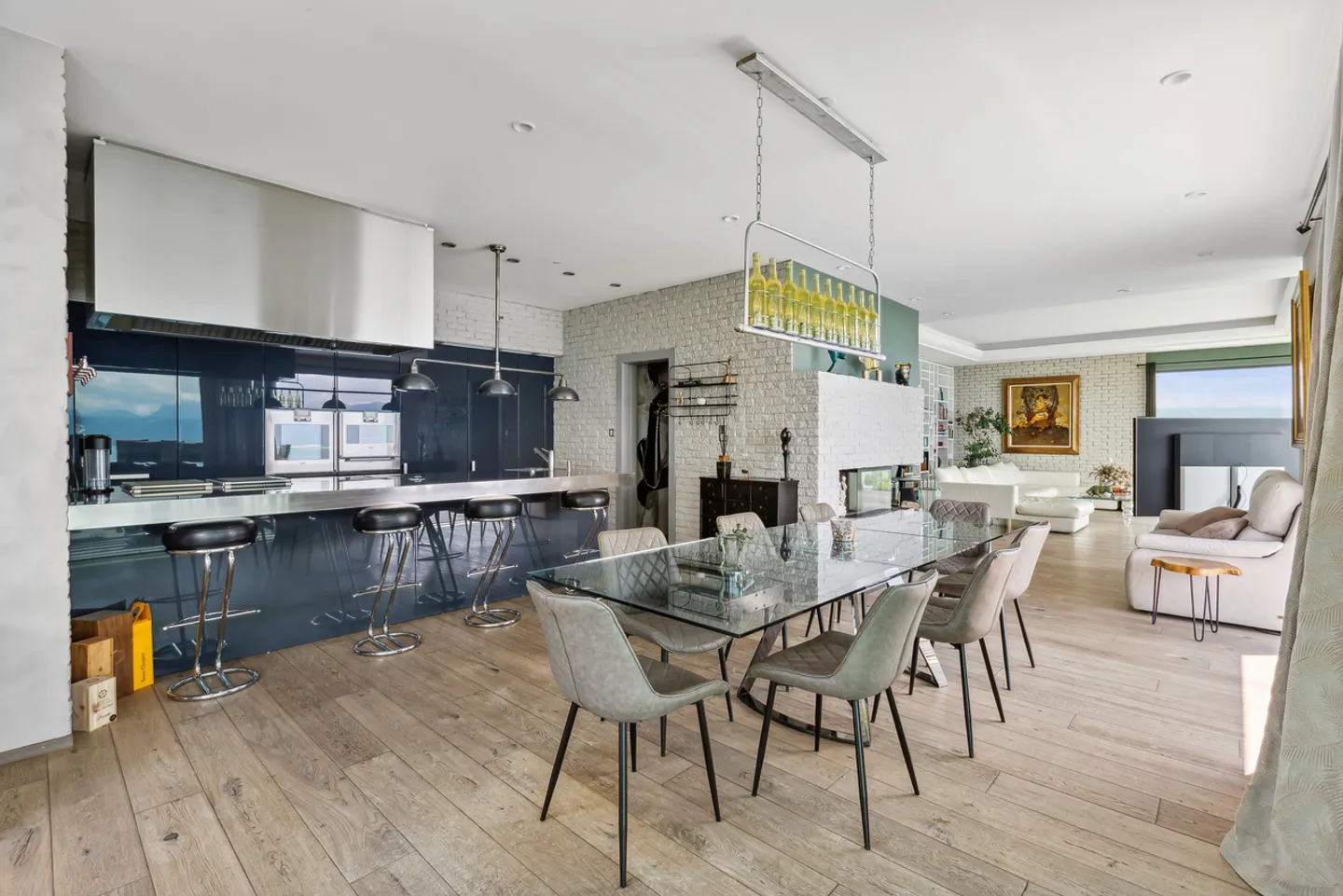 Propriété spectaculaire avec vue panoramique sur le lac - Photo 4 sur 16