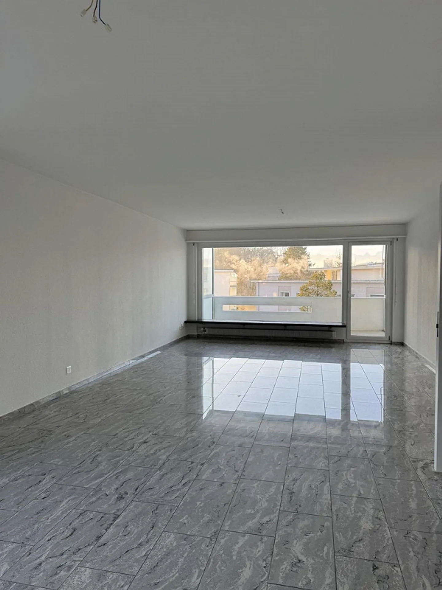 New Home, Free Ride: 1 Year Libero Subscription Included - Photo 2 of 11