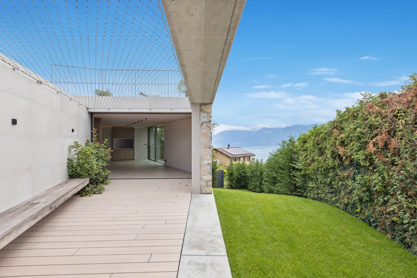 Propriété spectaculaire avec vue panoramique sur le lac - Photo 12 sur 16