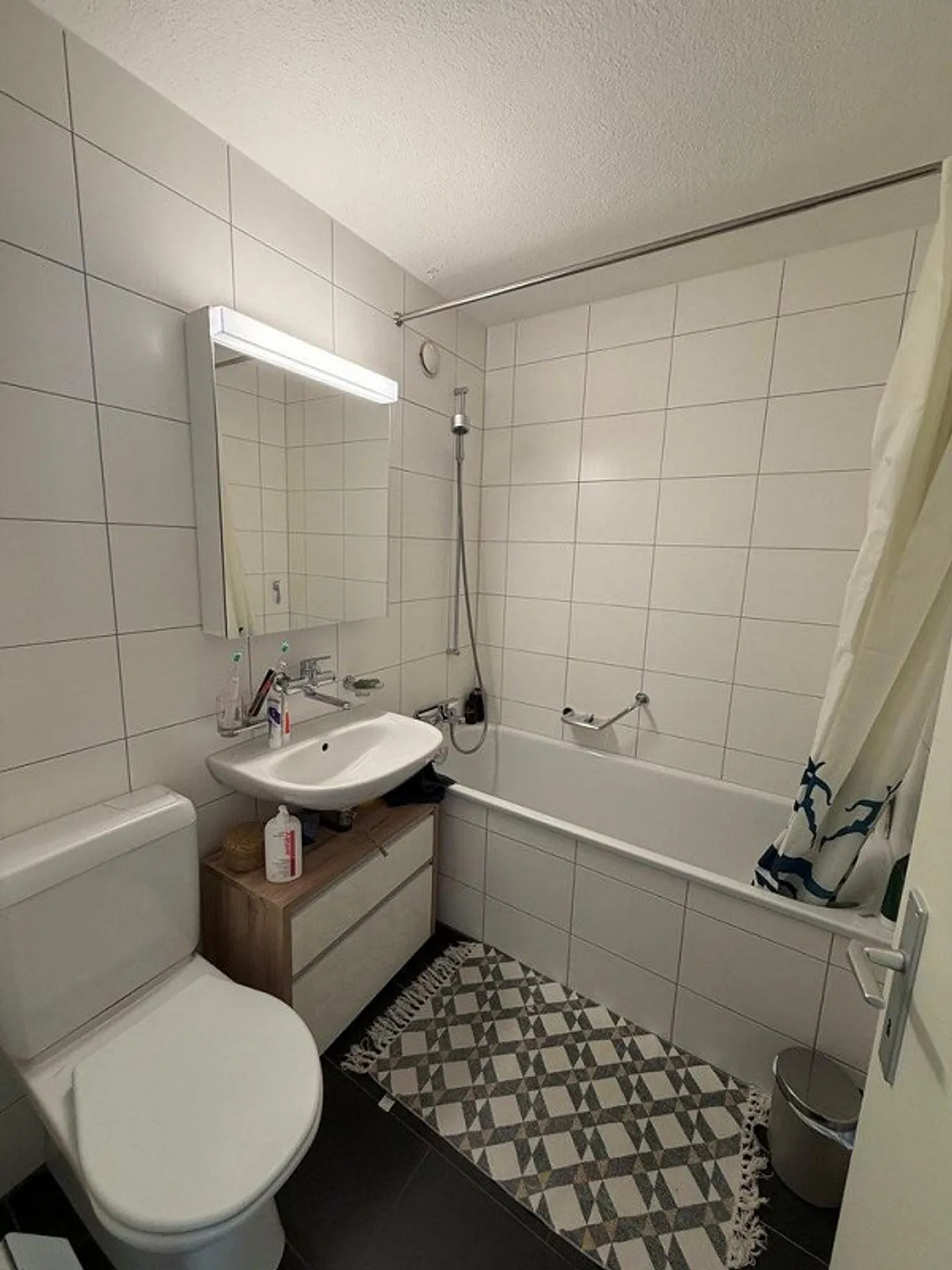 Près de l'université - Beau logement dans un excellent emplacement avec vue sur la verdure - Photo 4 sur 8