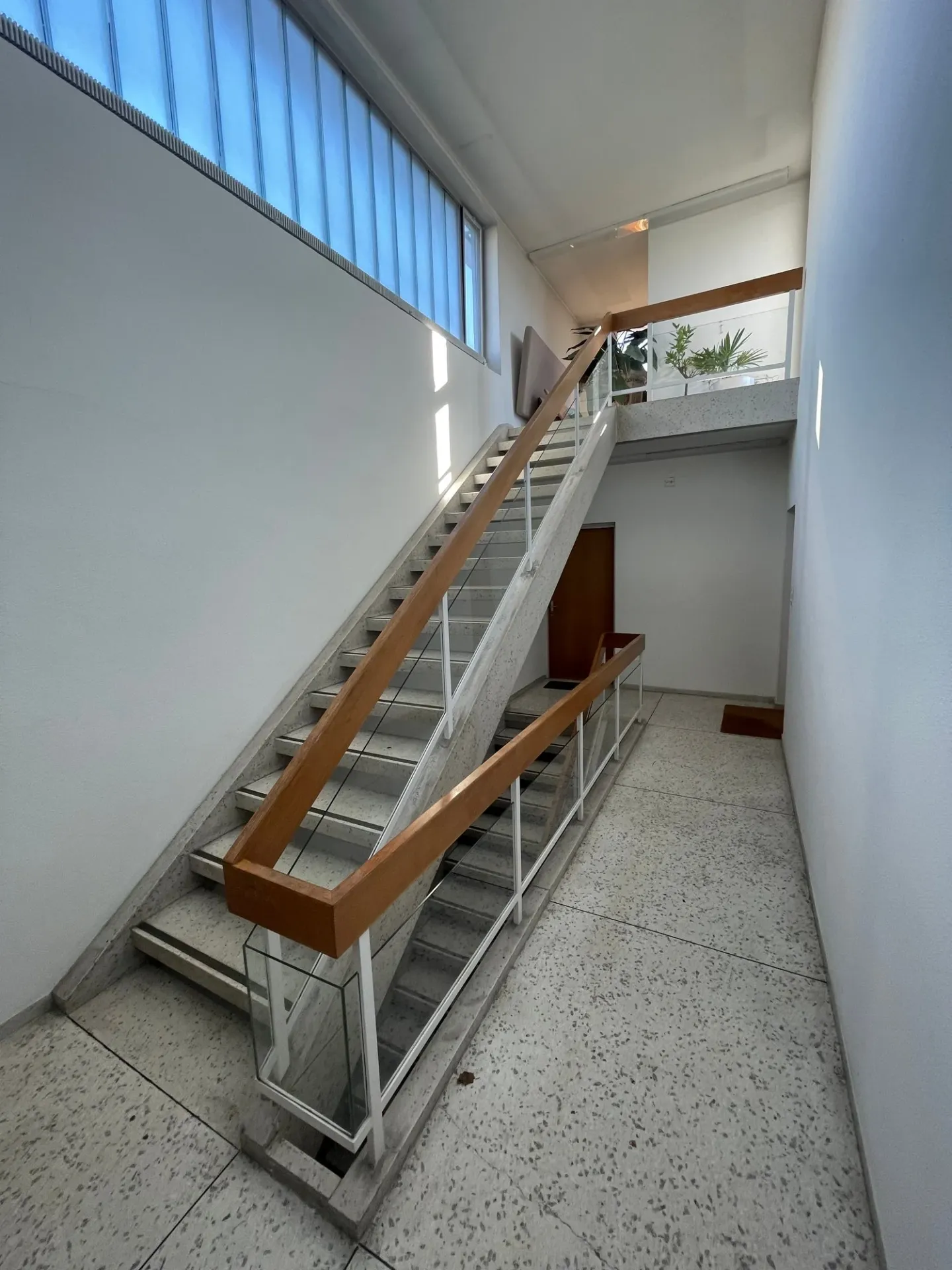 Beautiful, large apartment for rent until 31.01.2027 - Photo 2 of 8