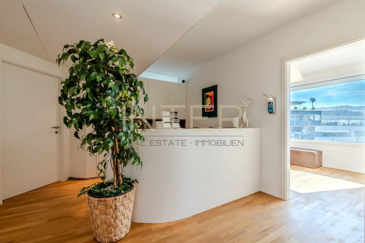 Praxisräume im Zentrum Baar - Foto 1 von 16