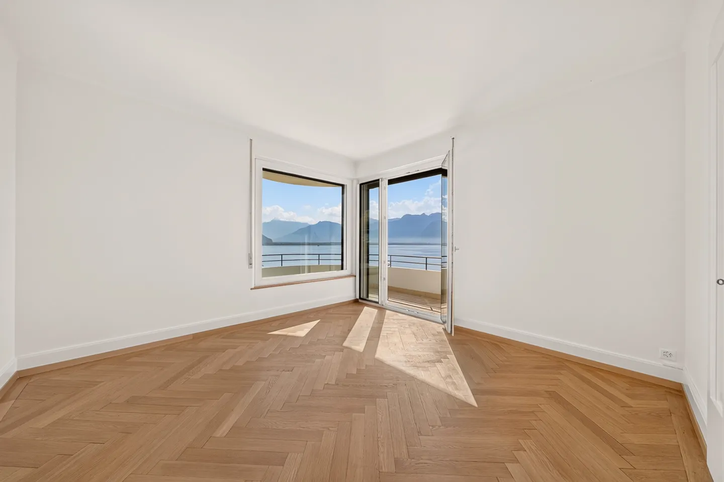 Wunderschöne 3,5-Zimmer-Wohnung mit atemberaubendem Blick auf den See - Foto 6 von 9