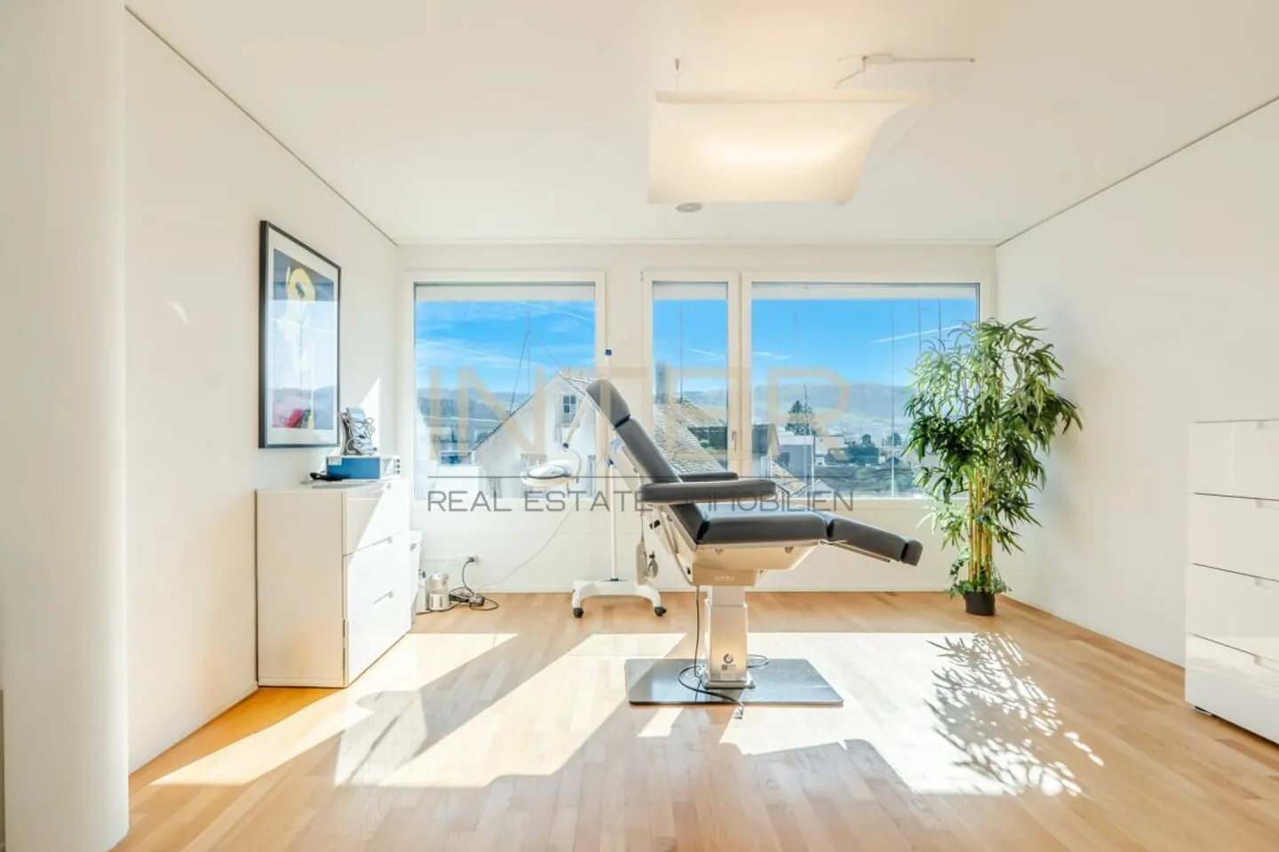 Praxisräume im Zentrum Baar - Foto 5 von 16