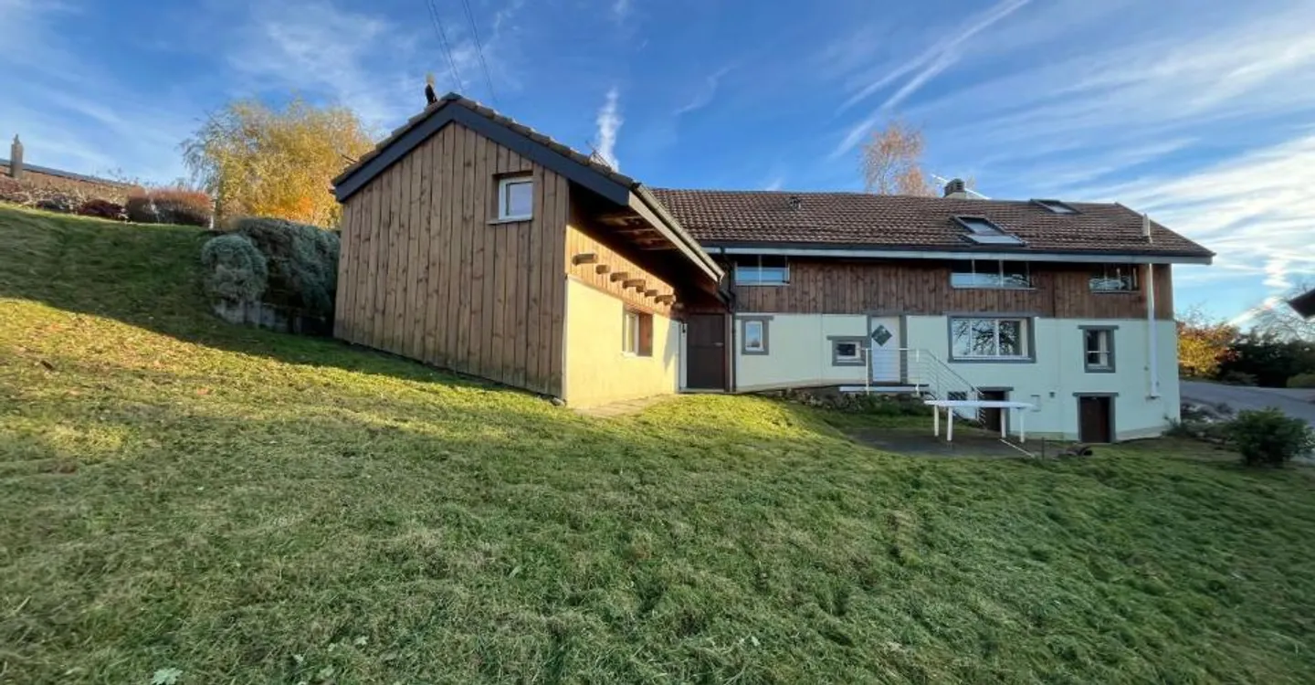 5.5 Room House - Photo 1 of 10