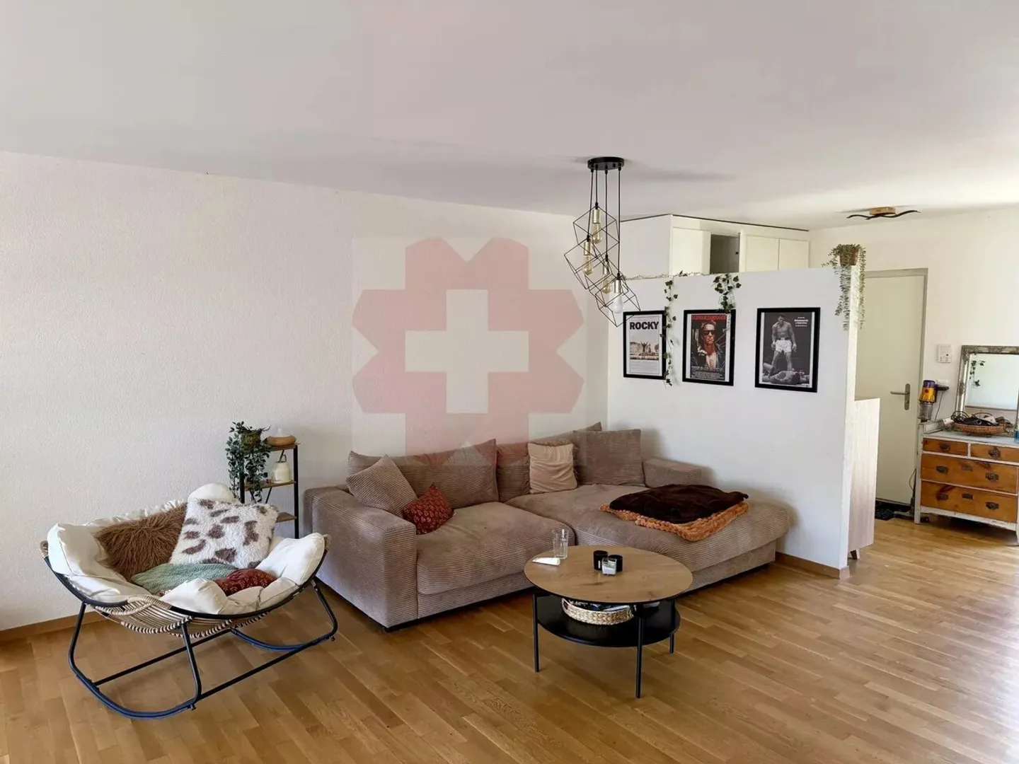 Wunderschöne 4,5-Zimmer-Wohnung mit großer Terrasse in Uvrier (Sion) - Foto 5 von 8