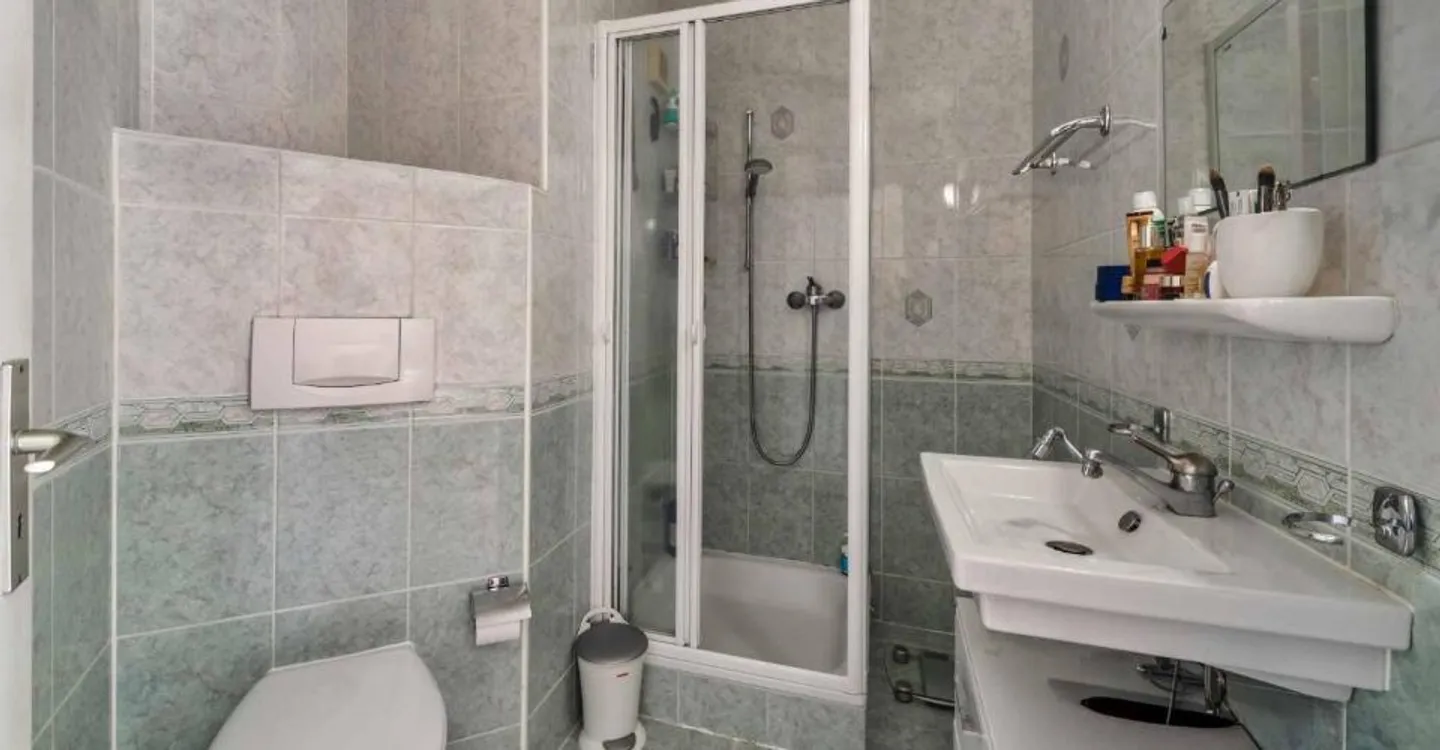 Charming Townhouse in Vandoeuvres - Photo 5 of 12