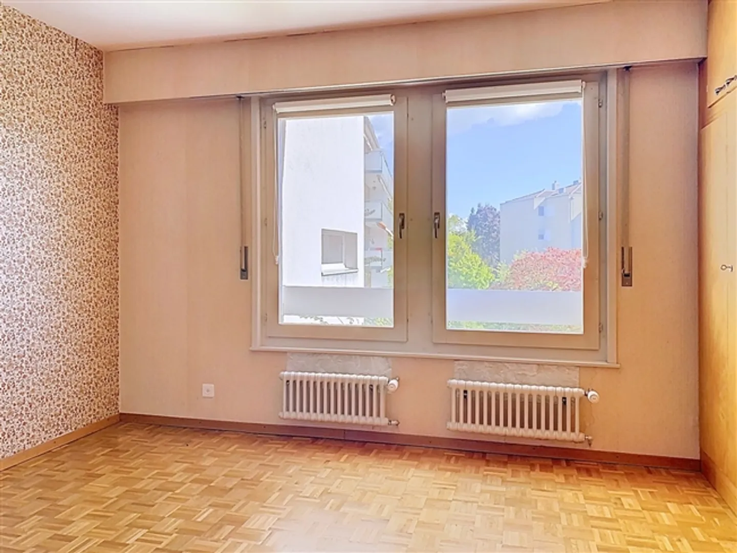 3-room apartment with access to the pool in Préverenges - Photo 5 of 11