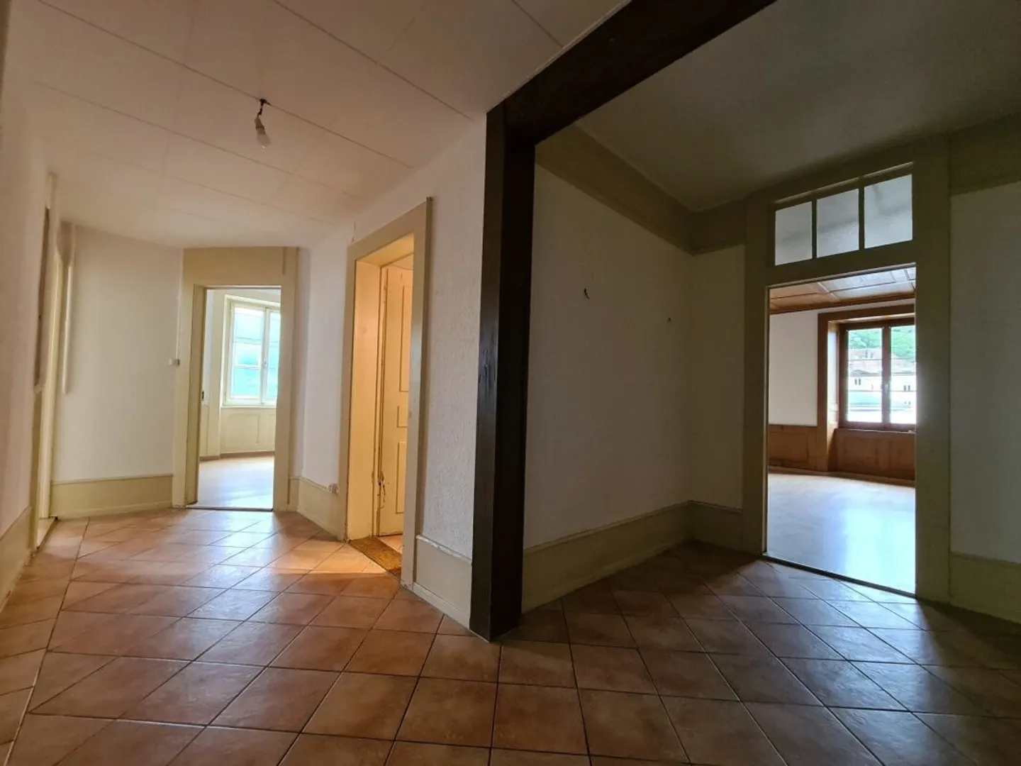 Appartamento 4 locali - Foto 6 di 8