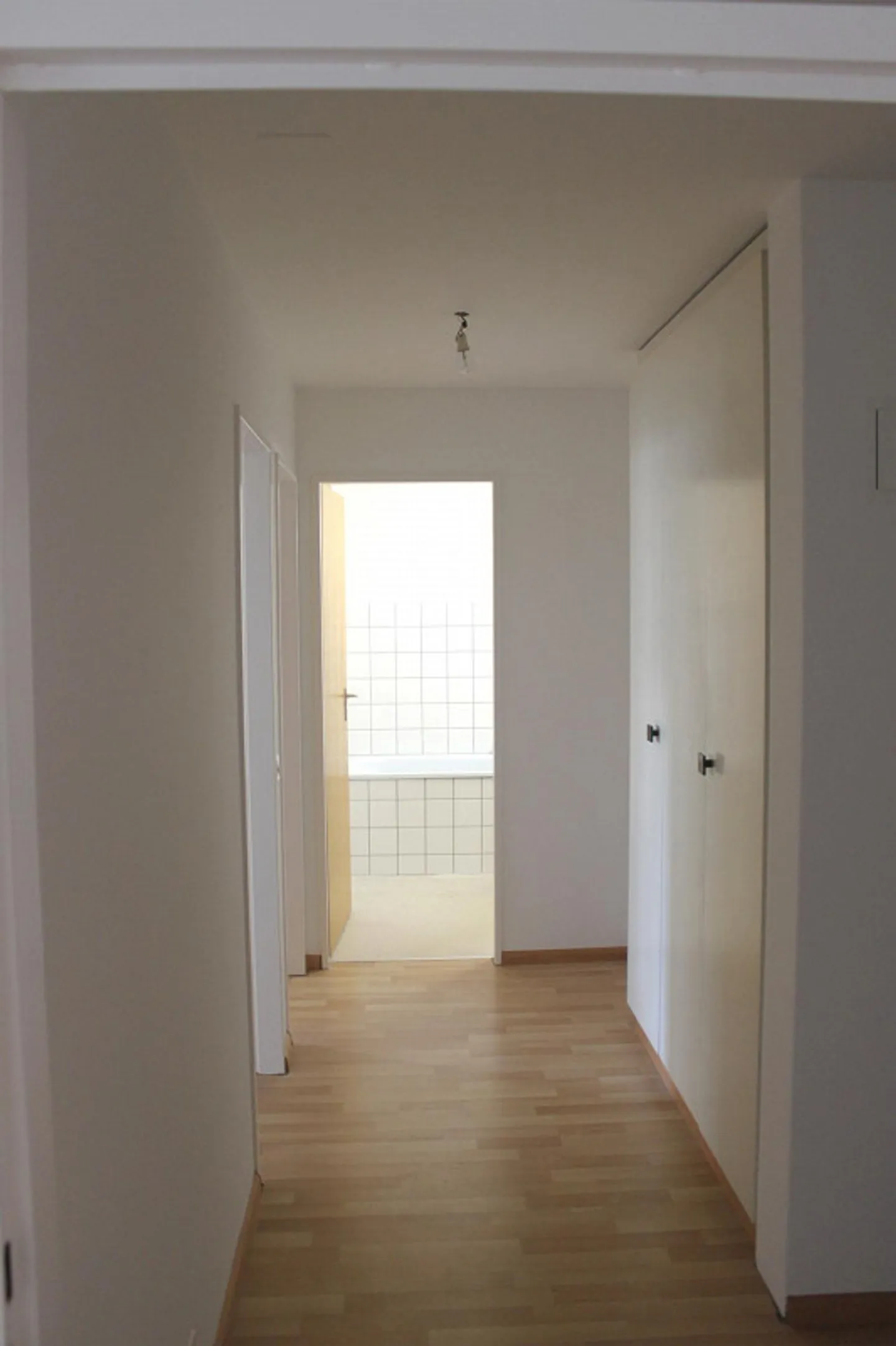 4 1/2 Room Apartment near School, Shopping Center and Public Transport - Photo 4 of 7